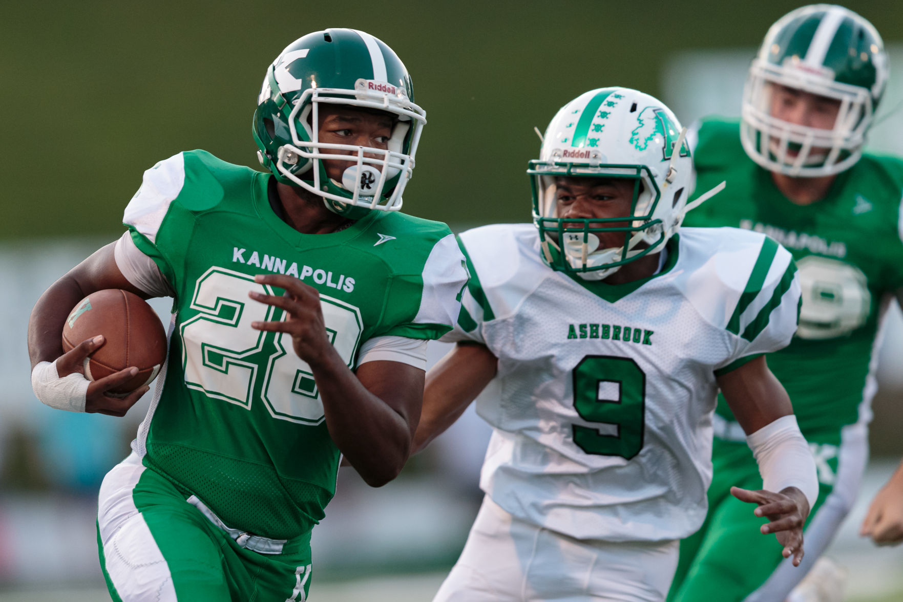 The A.L. Brown Wonders host the Gastonia Ashbrook Greenwave on a brand new field in their season opener.